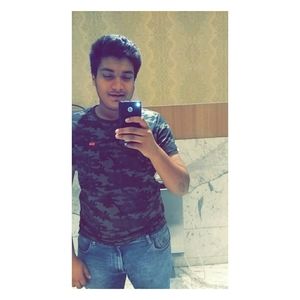 Meet your Posher, Siddhant